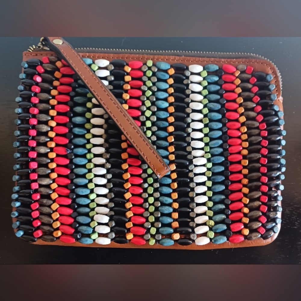 Patricia Nash Forest Wood Beaded Cassini Wristlet Brown Leather Call Out On Back